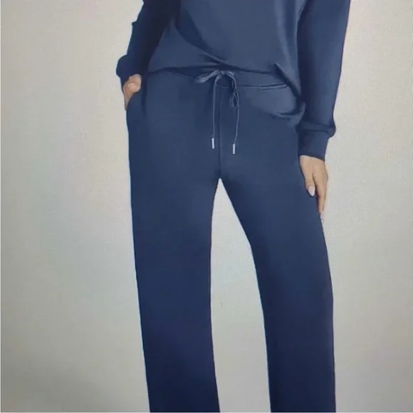 Two Lounge Sets! - Picture 6 of 11